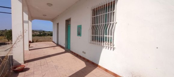 Вилла с 7 комнатами в Авола, Италия № 127095 5