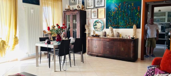 5 rooms Apartment in Termoli, Italy No. 281621 5