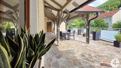 15-Zimmer Hotel in Spitz, Austria, Nr. 25577