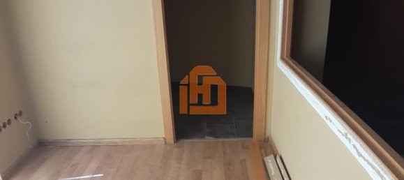 Propriété commerciale à Leon, Spain 179m² No. 66625 8