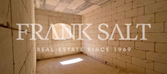 2 bedrooms Apartment in Xlendi, Malta No. 701 7