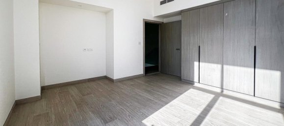 Adosado de 4 dormitorios en Al Furjan, UAE No. 101369 6