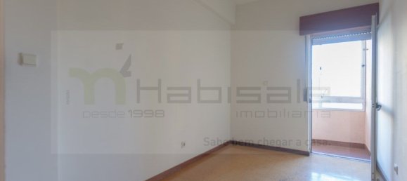 3 bedrooms Apartment in Loures, Portugal No. 94991 11