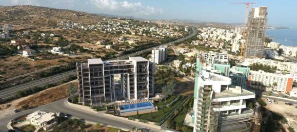 3 bedrooms Apartment in Agios Tychonas, Cyprus No. 14100 9