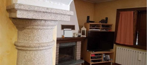 3 rooms Apartment in Verbania, Italy No. 74189 9