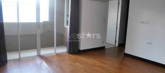 3 bedrooms Condo in Bangkok, Thailand No. 7570 6