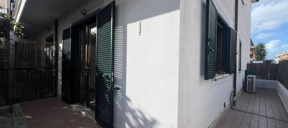 Apartamento de 3 habitaciónes en Capalbio, Italy No. 45171 3