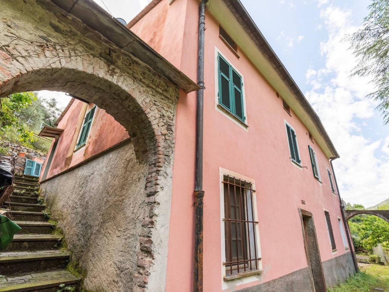 6 rooms Villa in Levanto, Italy No. 68837