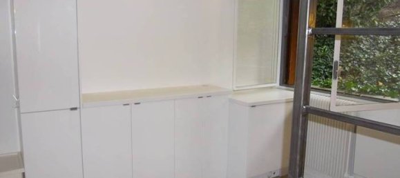 Studio in Meudon, France No. 331519 3