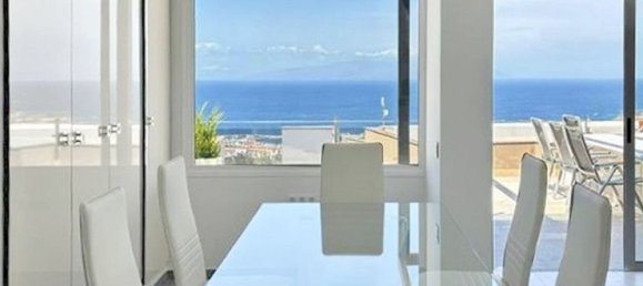 Casa de 3 dormitorios en Adeje, Spain No. 22058 25