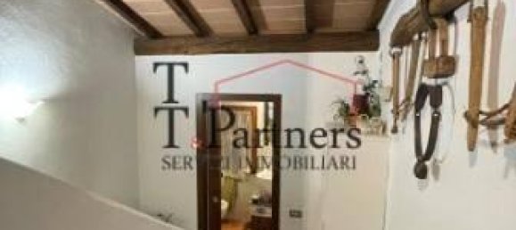 Дом с 8 комнатами в Сесто Фьорентино, Италия № 35340 75