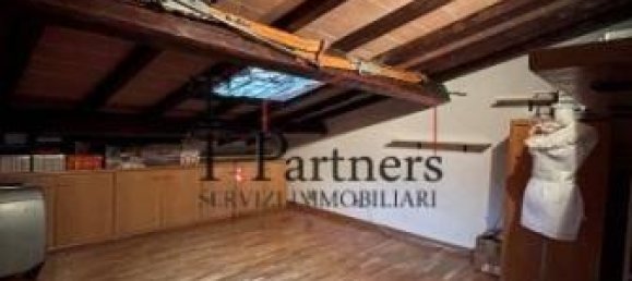 Дом с 8 комнатами в Сесто Фьорентино, Италия № 35340 66