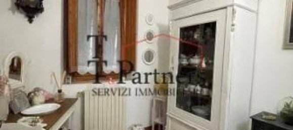 Дом с 8 комнатами в Сесто Фьорентино, Италия № 35340 60