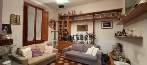 Дом с 8 комнатами в Сесто Фьорентино, Италия № 35340 43