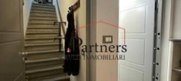 Дом с 8 комнатами в Сесто Фьорентино, Италия № 35340 30