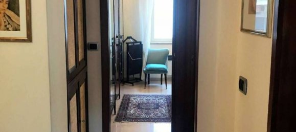 Apartamento de 5 habitaciónes en Reggio Calabria, Italy No. 38511 11