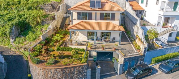 Villa de 3 dormitorios en Funchal, Portugal No. 118098 11