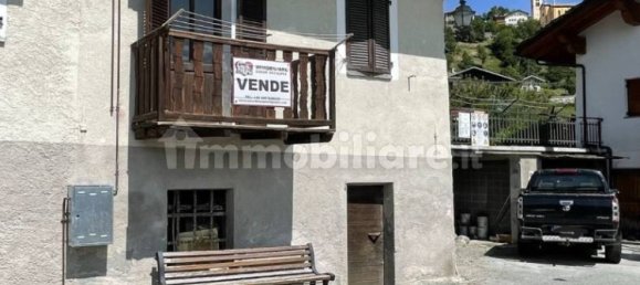 2 bedrooms House in Torgnon, Italy No. 120919 3