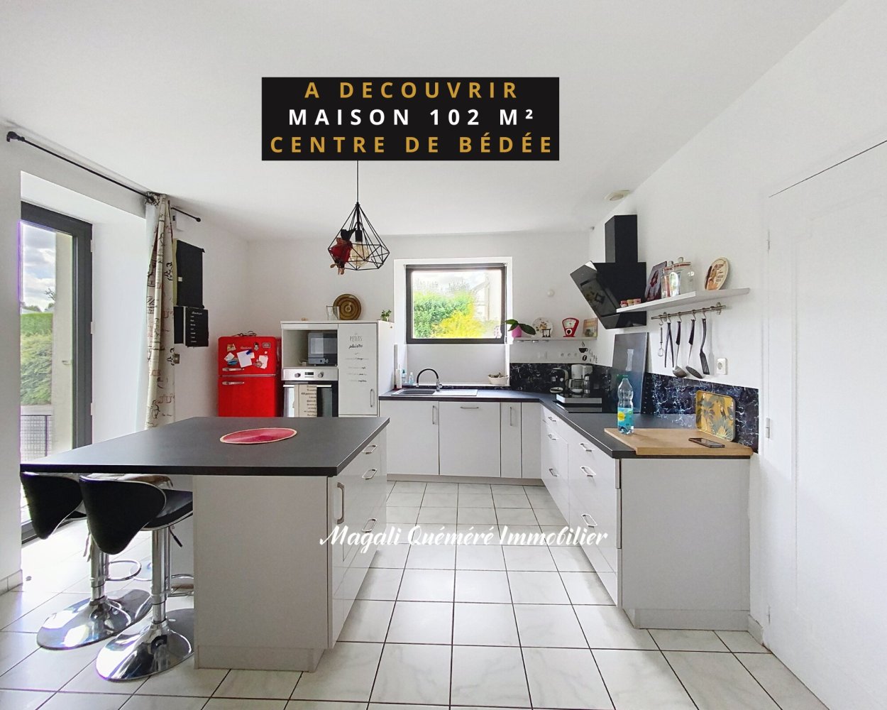 Casa de 3 dormitorios en Bedee, France No. 361089