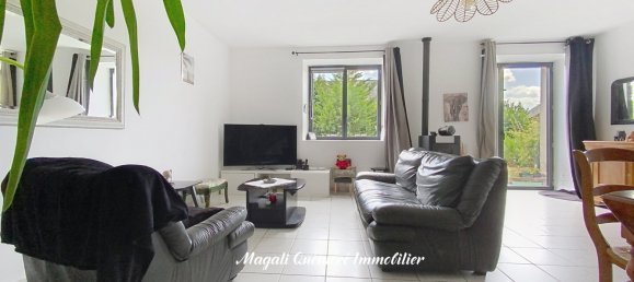 Casa de 3 dormitorios en Bedee, France No. 361089 2