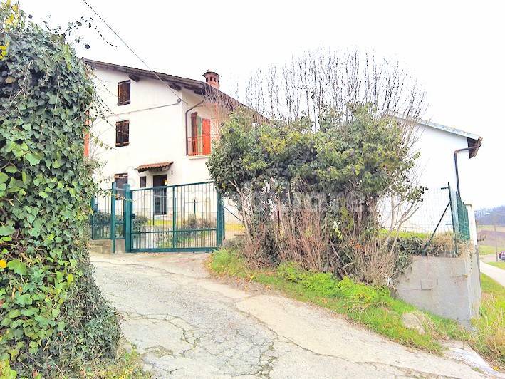 Дом с 2 спальнями в Одаленго Гранде, Италия № 161822