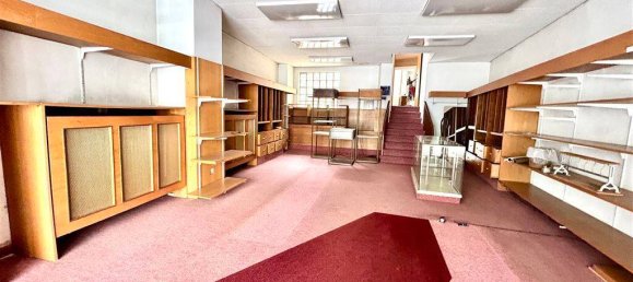 Edifício de 5 divisões em Neunkirchen, Germany N.º 42204 3