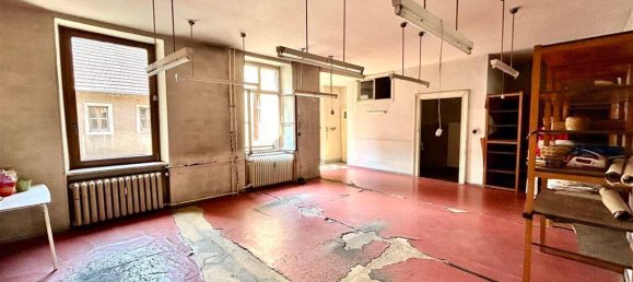 Edifício de 5 divisões em Neunkirchen, Germany N.º 42204 7