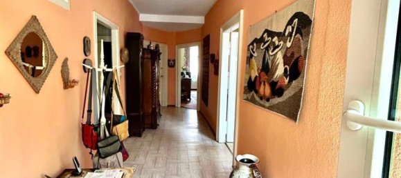 Edifício de 5 divisões em Neunkirchen, Germany N.º 42204 9