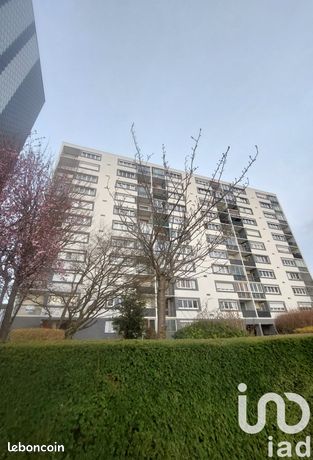 Apartamento de 2 dormitorios en Neuilly-sur-Marne, France No. 363651