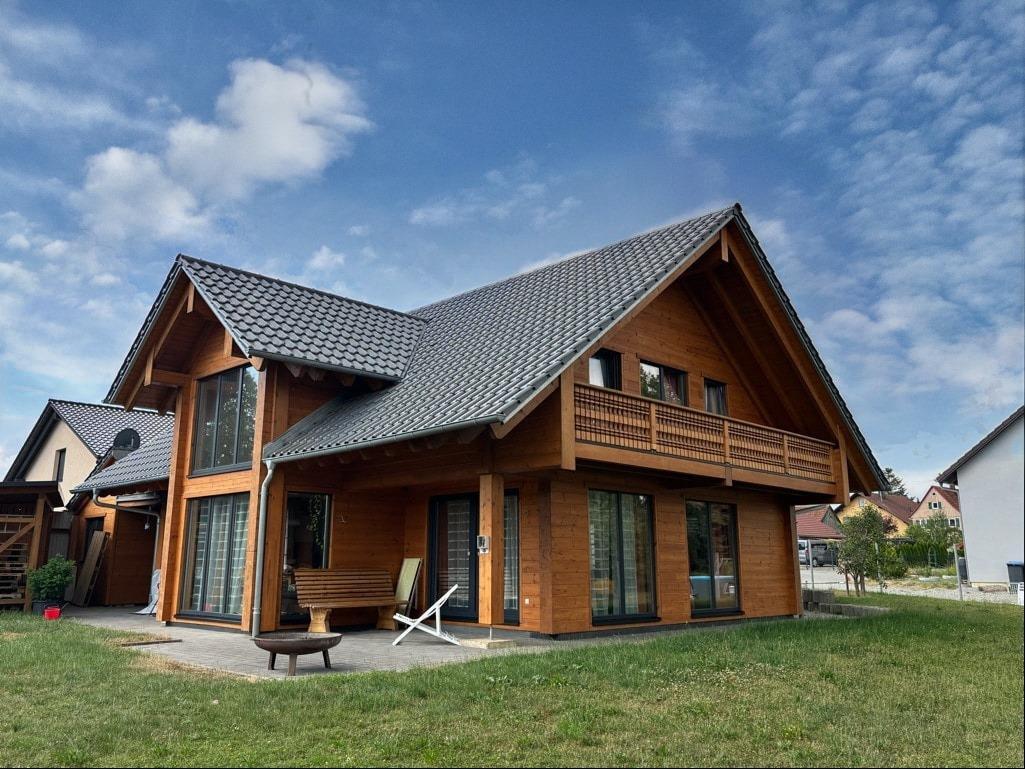 Дом с 7 комнатами в Швебиш Халль, Германия № 332224