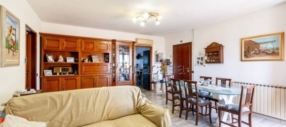 3 bedrooms Apartment in Carpi, Italy No. 330247 3