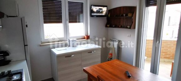 Apartamento de 2 dormitorios en Guidonia Montecelio, Italy No. 322487 3
