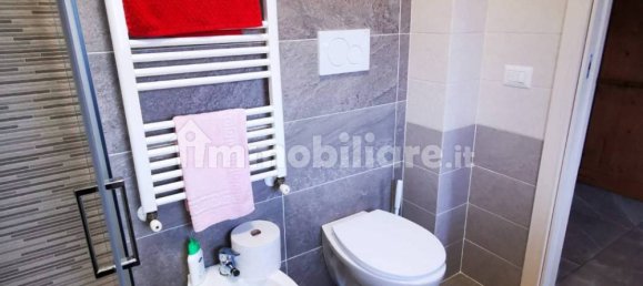 Apartamento de 2 dormitorios en Guidonia Montecelio, Italy No. 322487 20