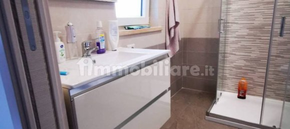 Apartamento de 2 dormitorios en Guidonia Montecelio, Italy No. 322487 13