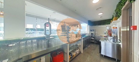 451m² Commercial property in Quarteira, Portugal No. 245419 15