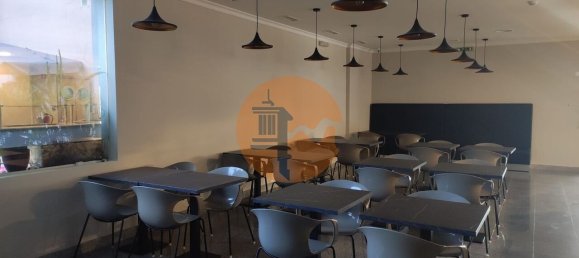 451m² Commercial property in Quarteira, Portugal No. 245419 27