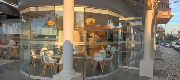 451m² Commercial property in Quarteira, Portugal No. 245419 22