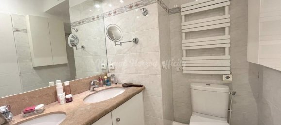 Apartamento de 3 dormitorios en Courbevoie, France No. 333007 15