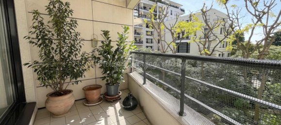 Apartamento de 3 dormitorios en Courbevoie, France No. 333007 4