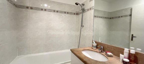 Apartamento de 3 dormitorios en Courbevoie, France No. 333007 14