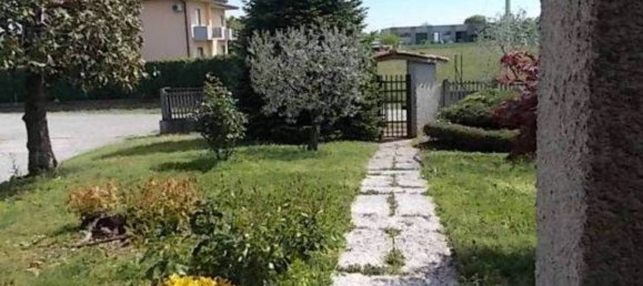 4 rooms Villa in Pontirolo Nuovo, Italy No. 284331 3