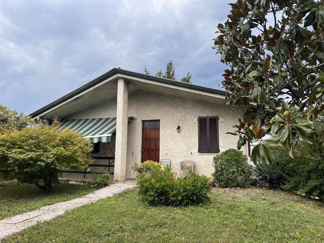 4 rooms Villa in Pontirolo Nuovo, Italy No. 284331