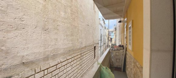 2 bedrooms House in Modugno, Italy No. 17071 16