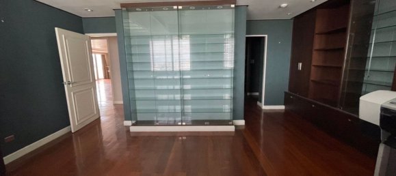 4 bedrooms Condo in Watthana, Thailand No. 4519 19