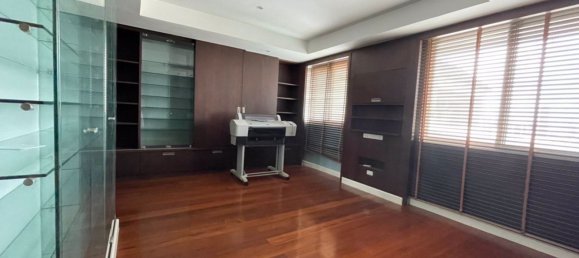 4 bedrooms Condo in Watthana, Thailand No. 4519 18