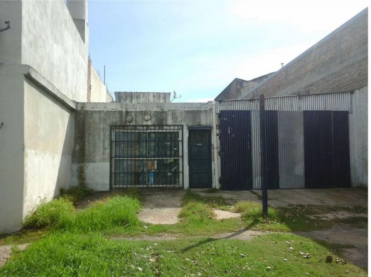 200m² Land in Quilmes, Argentina No. 36259