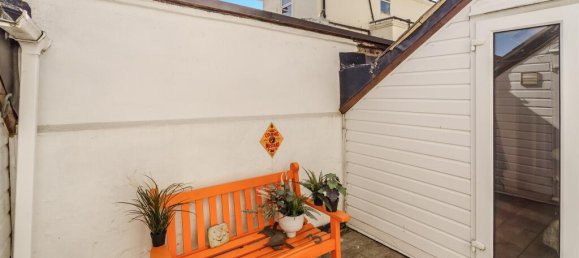 2 chambres Appartement à Surbiton, United Kingdom No. 9974 4