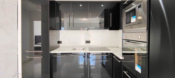 2 bedrooms Apartment in Alicante, Spain No. 181479 5