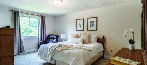 Дом с 4 спальнями в Dundas, Канада № 374 5