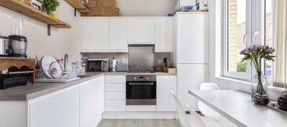 1 غرف نوم شقة في Surrey, United Kingdom رقم 8607 2